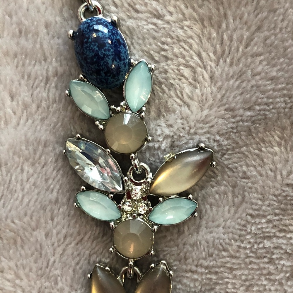 Necklace - Picture 5 of 5